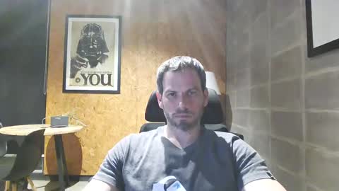 Snapshot of shad0w_hunter chatting on February 28, 10:39 pm shad0w_hunter online show from February 28, 10:39 pm