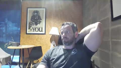 Snapshot of shad0w_hunter chatting on March 10, 10:02 pm shad0w_hunter online show from March 10, 10:02 pm