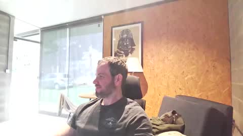 Snapshot of shad0w_hunter chatting on September 8, 2:16 pm shad0w_hunter online show from September 8, 2:16 pm