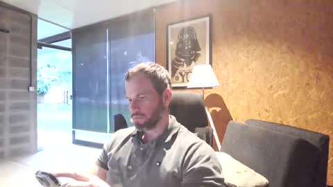 Snapshot of shad0w_hunter chatting on January 5, 10:02 pm shad0w_hunter online show from January 5, 10:02 pm