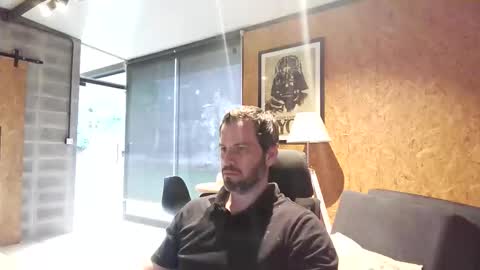 Snapshot of shad0w_hunter chatting on February 10, 8:24 pm shad0w_hunter online show from February 10, 8:24 pm