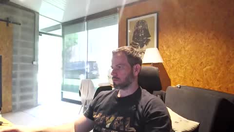 Snapshot of shad0w_hunter chatting on March 6, 12:34 pm shad0w_hunter online show from March 6, 12:34 pm