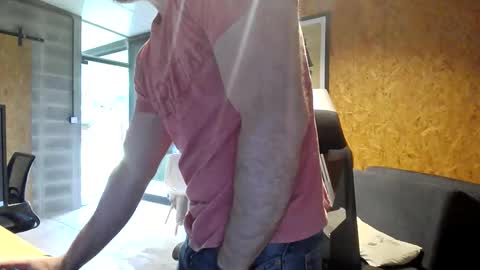 Snapshot of shad0w_hunter chatting on March 10, 1:16 pm shad0w_hunter online show from March 10, 1:16 pm