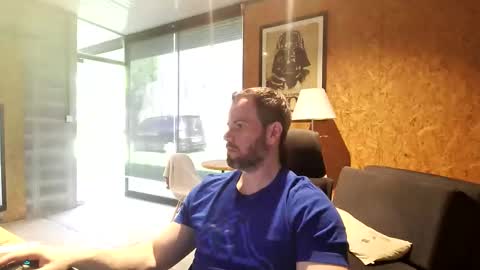 Snapshot of shad0w_hunter chatting on March 13, 12:45 pm shad0w_hunter online show from March 13, 12:45 pm