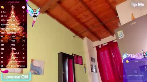 Snapshot of shaddaysmith chatting on December 19, 1:40 pm Shaday online show from December 19, 1:40 pm