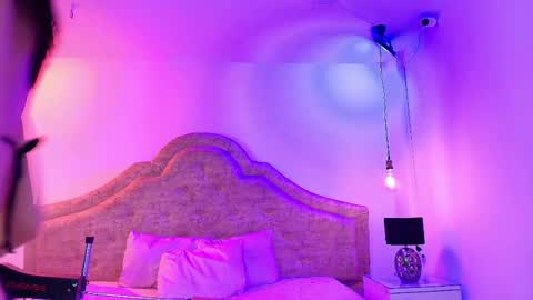 shadowlune online show from March 29, 8:09 pm