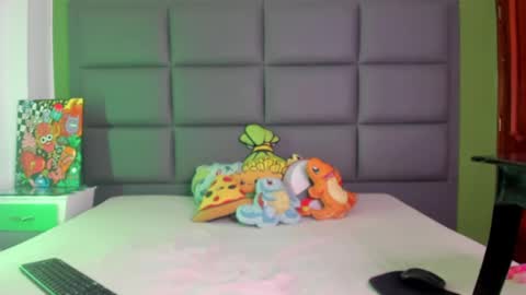 shady_stone online show from February 11, 4:33 am