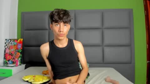 shady_stone online show from February 13, 8:38 am