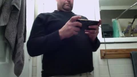 shadystl online show from December 12, 8:57 am