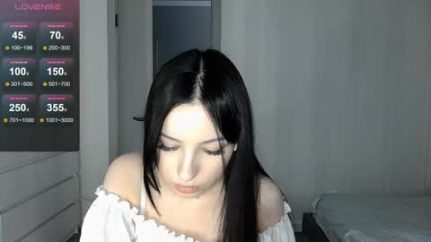 shaecatalina online show from May 7, 11:59 am