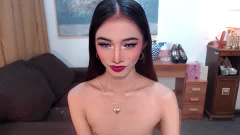 shaina online show from December 17, 6:36 pm