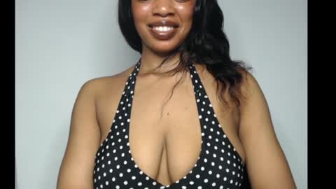 ESTHER online show from April 28, 12:43 pm