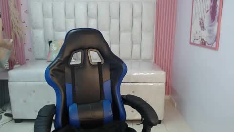 Snapshot of shalon_diaz_sub chatting on September 27, 5:18 pm Shalon online show from September 27, 5:18 pm