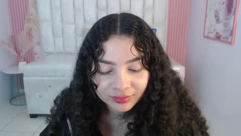Snapshot of shalon_diaz_sub chatting on October 31, 5:58 pm Shalon online show from October 31, 5:58 pm