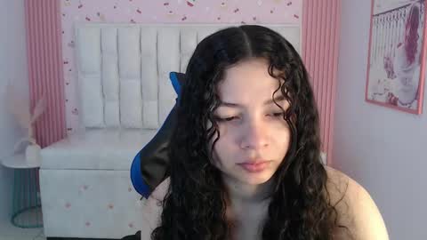 Snapshot of shalon_diaz_sub chatting on January 11, 1:05 pm Shalon online show from January 11, 1:05 pm