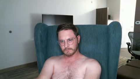 Snapshot of shamelesswetdream chatting on October 9, 4:10 am shamelesswetdream online show from October 9, 4:10 am