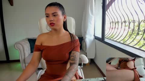 Snapshot of shanabellucy chatting on December 9, 3:33 pm onlyfans shanabellucy online show from December 9, 3:33 pm