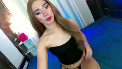 MISS SHANE online show from March 3, 4:56 pm