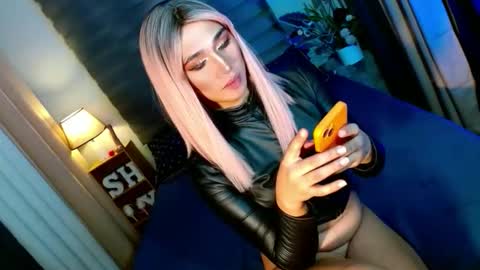 MISS SHANE online show from November 7, 12:43 am