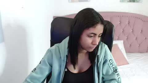 shanelle online show from September 20, 3:07 am