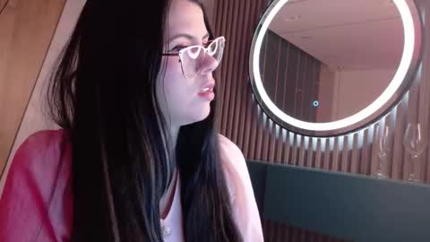 Shanell Moore online show from January 8, 12:07 pm