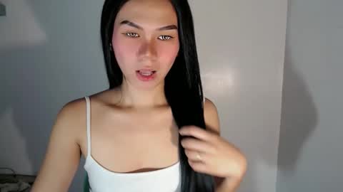 Snapshot of shanica_lee972385 chatting on April 22, 3:31 am shanica_lee972385 online show from April 22, 3:31 am