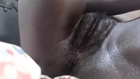 Snapshot of shaniek chatting on January 6, 6:50 am Pretty Ren online show from January 6, 6:50 am