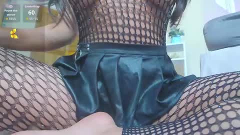 Shana online show from November 4, 3:00 pm