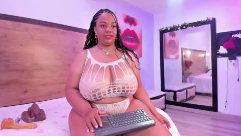 shannawells online show from May 30, 12:02 pm