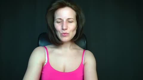 Snapshot of shannen_sweet chatting on April 20, 8:17 am Shannen online show from April 20, 8:17 am