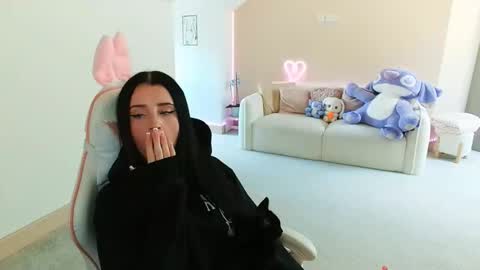 Shanmais online show from September 9, 10:48 am