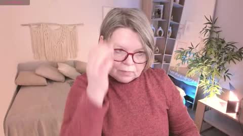 Shannon online show from January 14, 12:00 pm