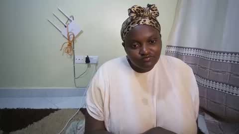 shanny_123 online show from October 28, 3:47 pm