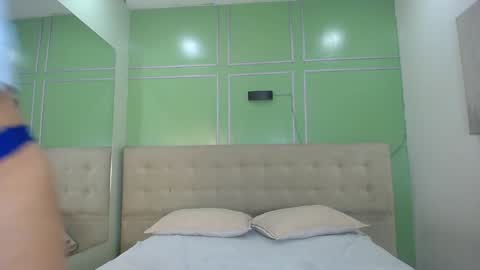 Snapshot of shanon_mature_ chatting on January 21, 10:08 pm Shanon online show from January 21, 10:08 pm