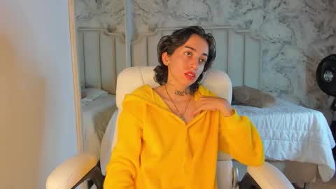 Shantal online show from November 1, 3:52 am