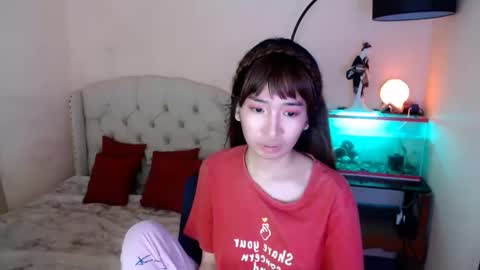 SHANTA FOX  s online show from March 11, 3:26 am