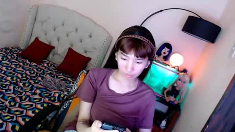 SHANTA FOX  s online show from October 30, 1:01 pm