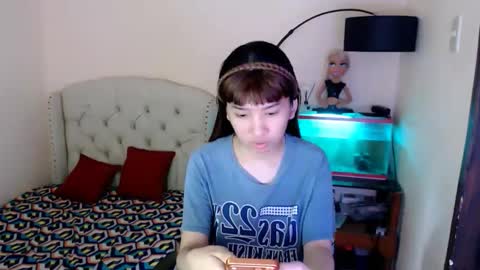 Snapshot of shantalfoxxy chatting on February 5, 2:16 am SHANTA FOX s online show from February 5, 2:16 am