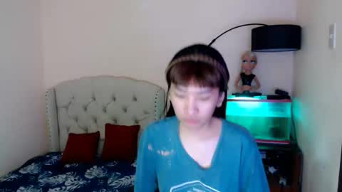 Snapshot of shantalfoxxy chatting on February 24, 1:47 am SHANTA FOX s online show from February 24, 1:47 am