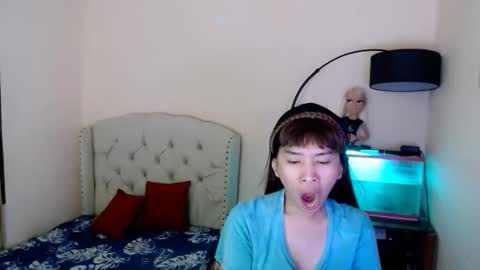 SHANTA FOX  s online show from March 15, 12:55 pm