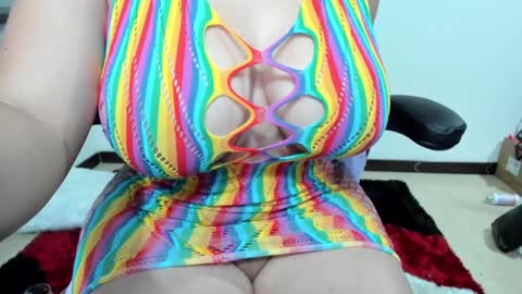 karol online show from December 3, 1:52 am