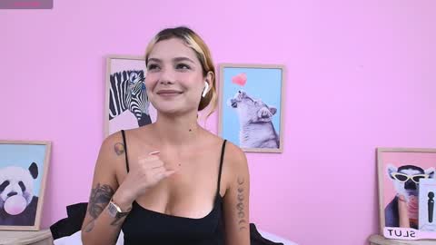  Shantall online show from January 27, 10:27 pm