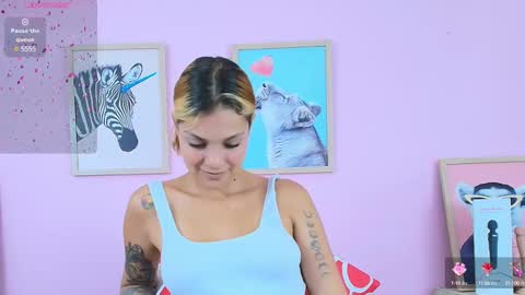  Shantall online show from February 10, 9:25 pm