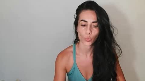 Snapshot of shantalxxx67 chatting on February 20, 7:14 pm shantal online show from February 20, 7:14 pm