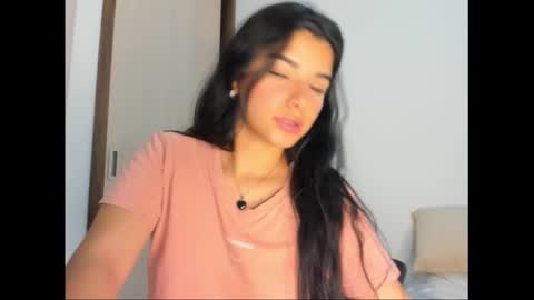 Snapshot of shara_jones chatting on February 21, 6:07 am Sara online show from February 21, 6:07 am