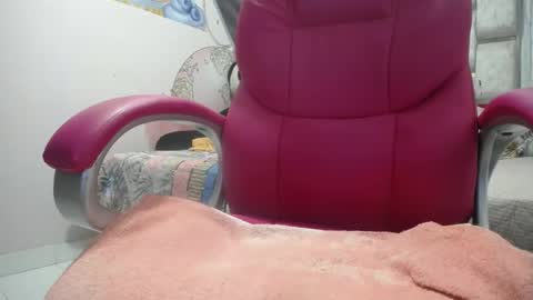 Snapshot of sharick_greco chatting on February 15, 12:25 pm SHARICK online show from February 15, 12:25 pm