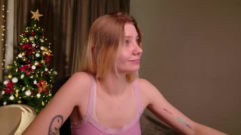 Candy online show from January 9, 2:53 pm