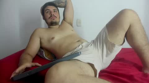 Snapshot of sharkmerlin chatting on June 6, 9:41 pm jhon deibyd online show from June 6, 9:41 pm