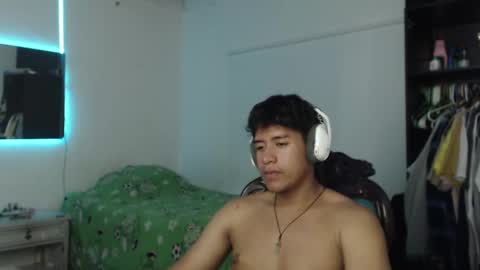 Snapshot of sharky_g chatting on January 24, 5:21 am Frqnko online show from January 24, 5:21 am