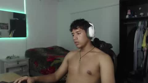 Snapshot of sharky_g chatting on January 31, 6:46 am Frqnko online show from January 31, 6:46 am